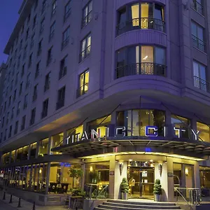Titanic Taksim Hotell