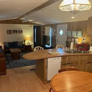 Dorothy And Johns Ocean Md Vacation Sleeps 8 - 3 Bedrooms 2 Full Bath Ocean City