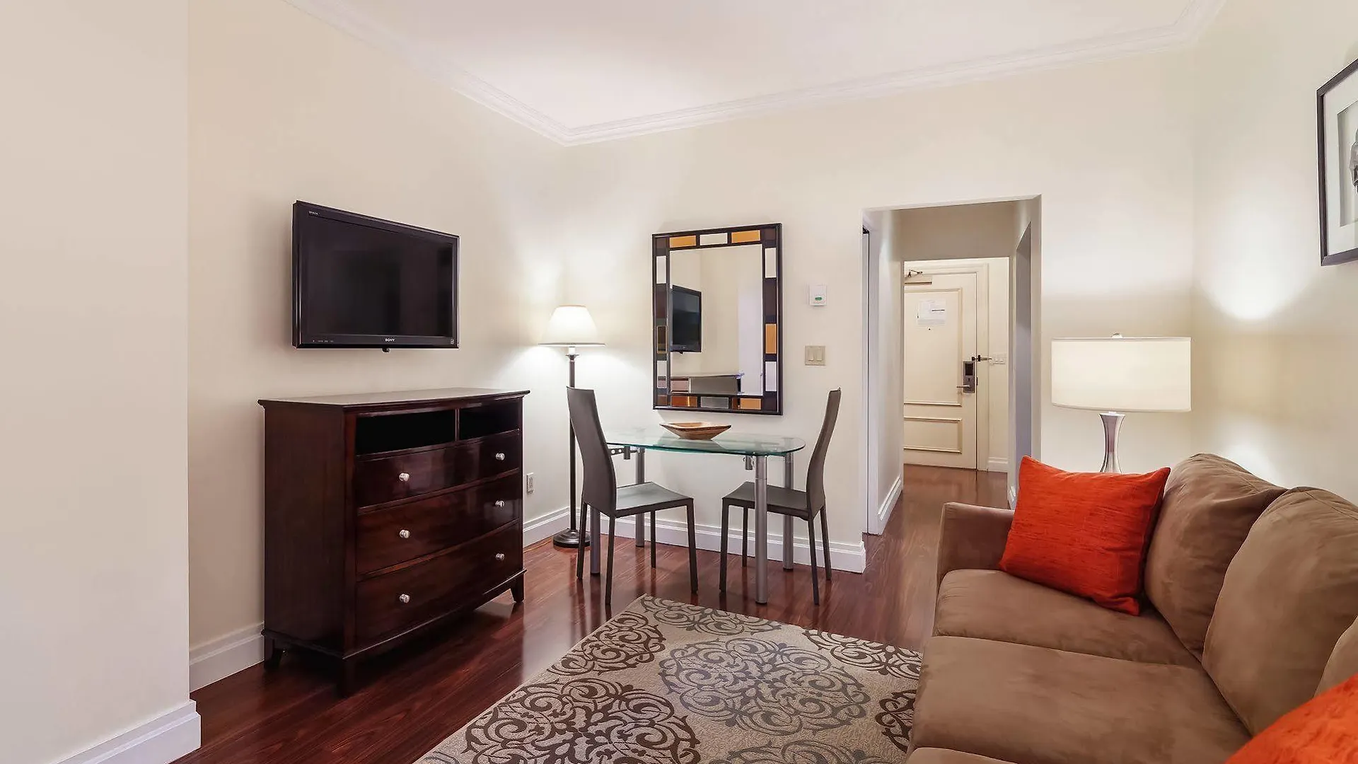 Avalon Hotel New York 4*,